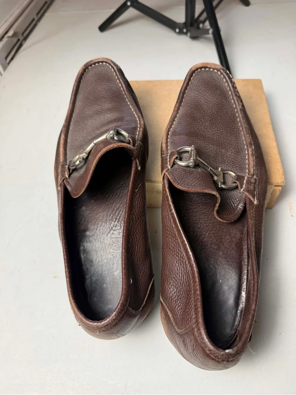 FERRAGAMO Men's Grandioso Grained Calfskin Gancini Loafer Sz 10